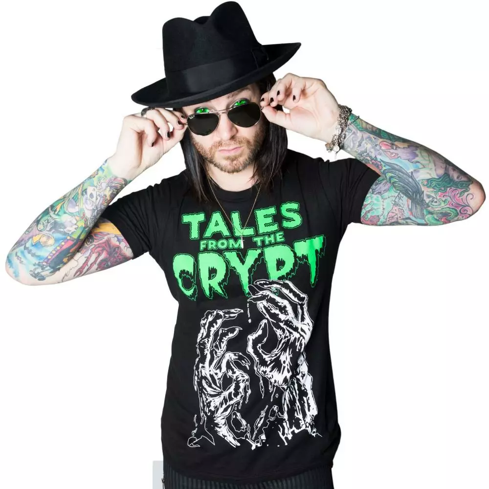 EC Comics Tales From The Crypt Glow Hands Tshirt Men's 3 EC Comics Tales From The Crypt Glow Hands Tshirt Men's